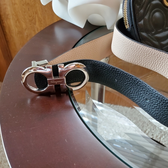 Salvatore Ferragamo QUILTED GANCINI BELT BAG - Picture 11 of 16